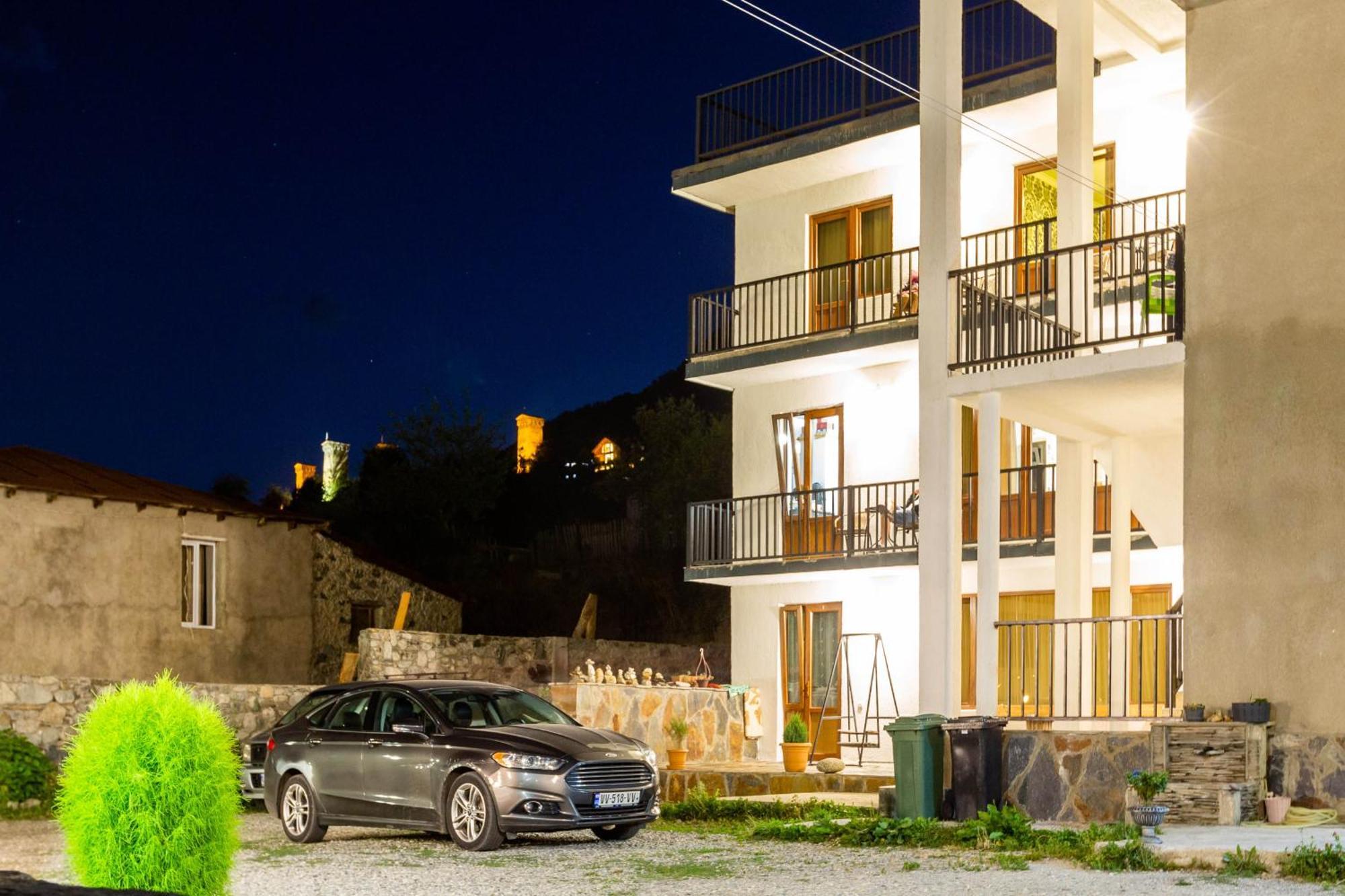 Hotel Level Mestia Zewnętrze zdjęcie